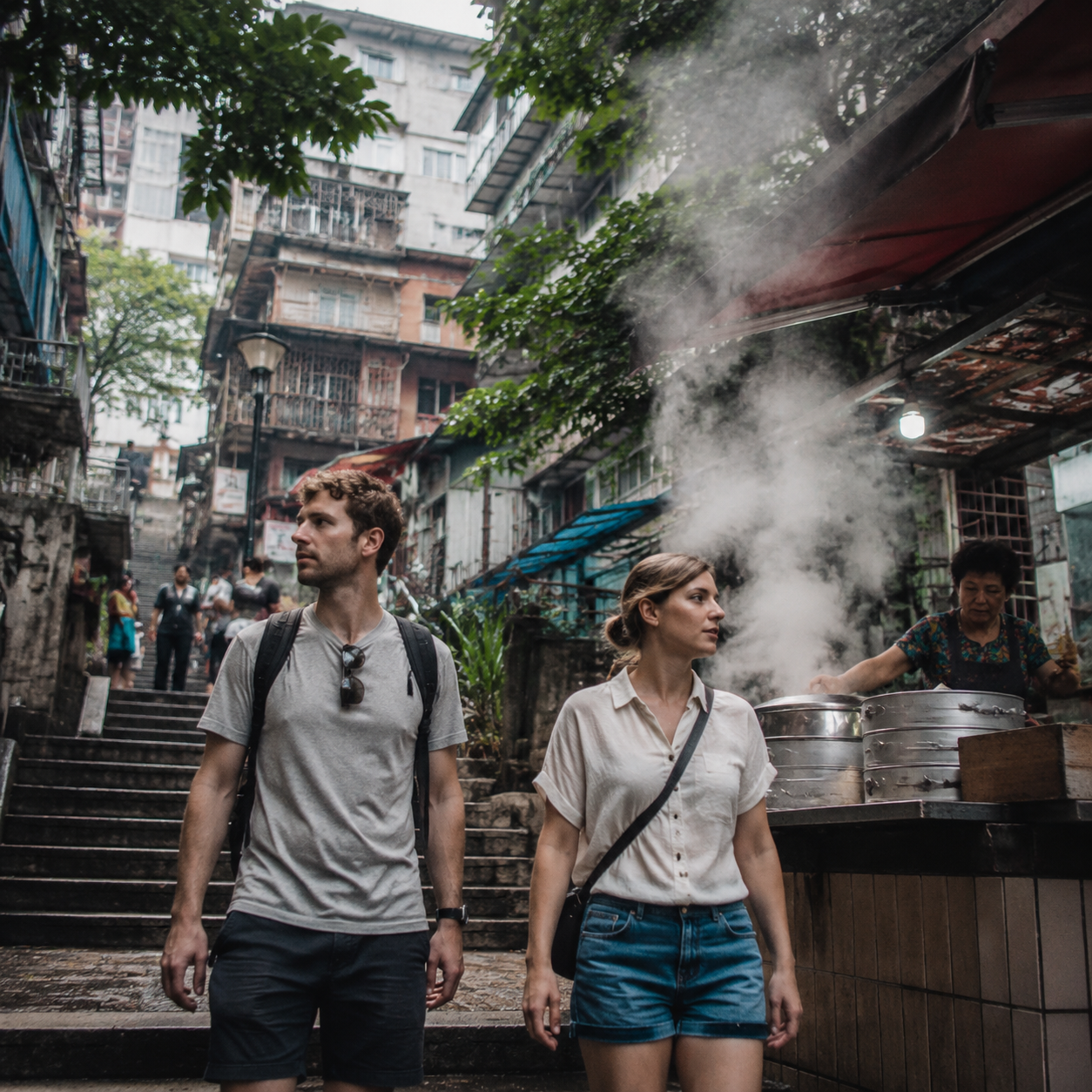在重庆住满一个月以后，镜头终于开始拍到景点以外的日常骨架 | After a Full Month in Chongqing, the Camera Finally Catches the Everyday Framework Beyond the Sights