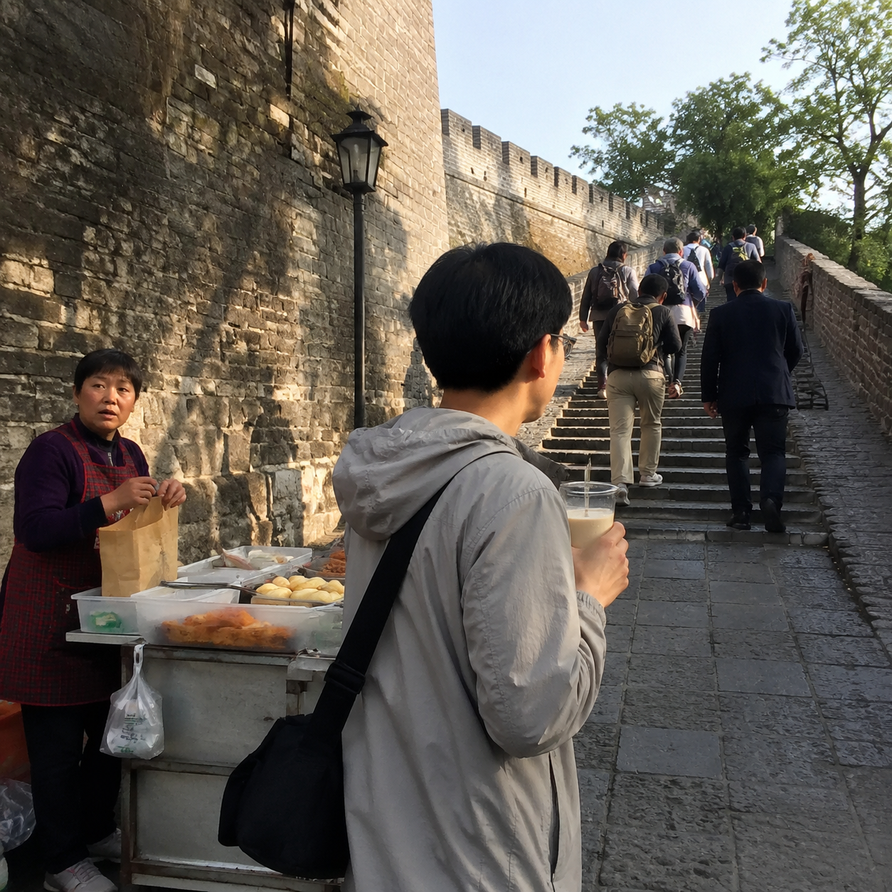 走到一半就下城墙，是我在南京学会的第一个正确决定 | Getting Off the Wall Midway Was the First Right Decision I Learned in Nanjing